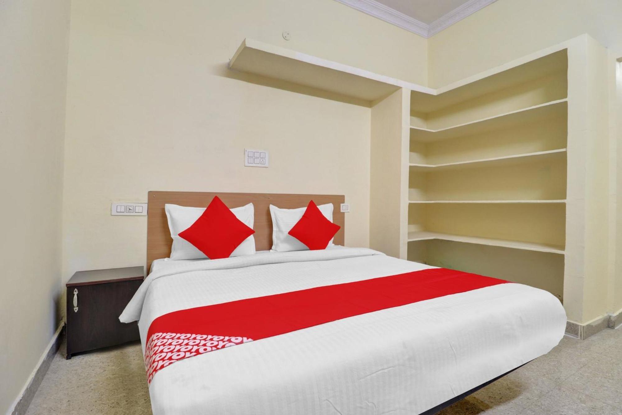 Super Hotel O Rbs Square Langer Houz Haidar Sahibguda Exteriér fotografie