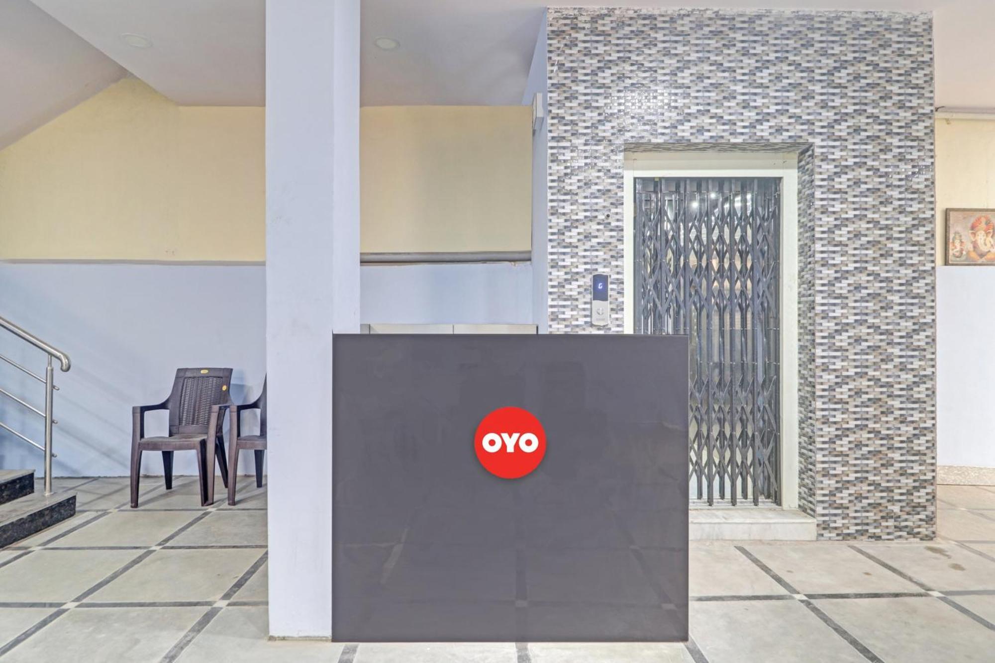 Super Hotel O Rbs Square Langer Houz Haidar Sahibguda Exteriér fotografie